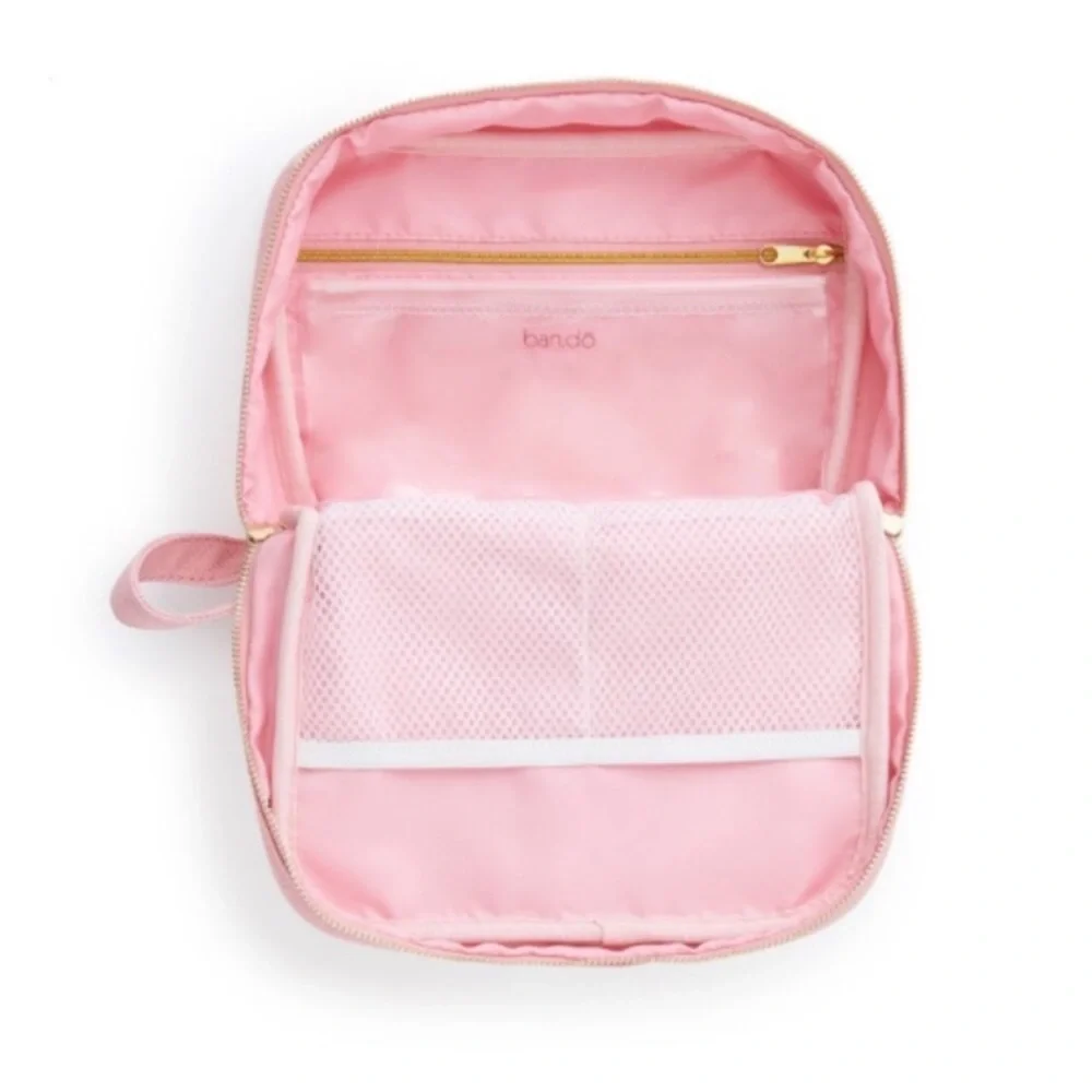 NWOT ❤️ ban.do - Pink Travel Toiletry Bag - OS